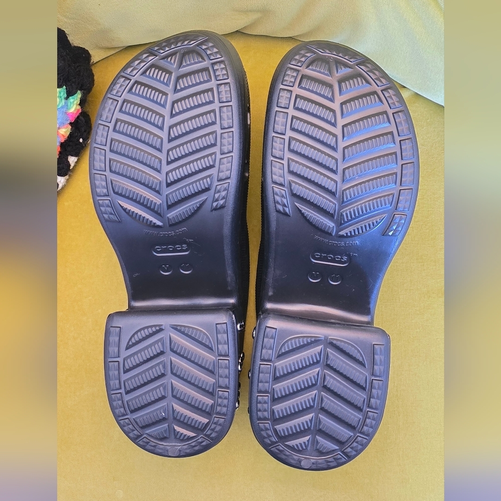 Crocs Siren Studded Crocs - Picture 4 of 4